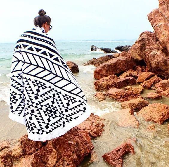 Hot Sale Geometric stitching printing fringed beach towel dual sun protection bath towel Mat